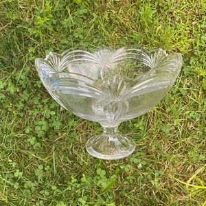 Crystal serving bowl